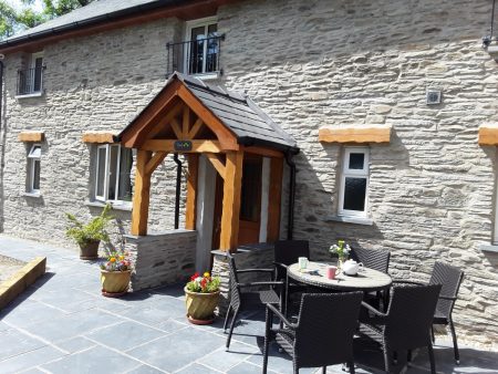 Towy Self Catering Cottage West Wales